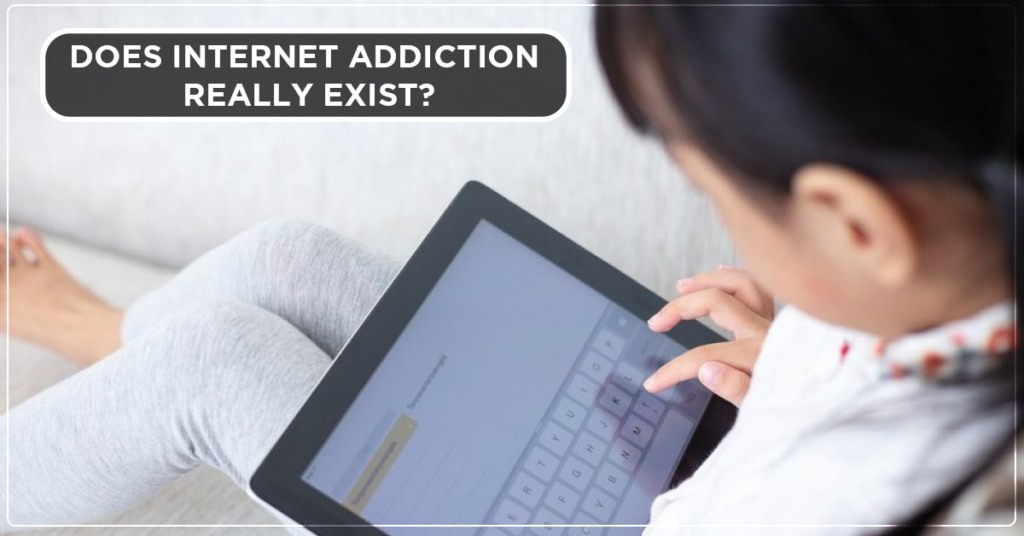 Read more about the article Internet Addiction Symptoms and How to Cure It